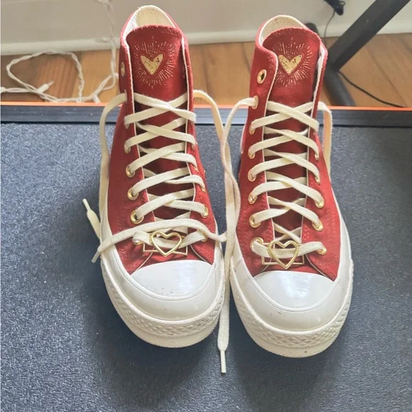 Converse Chuck Taylor 70 Red High-Top 2023 Valentines Day Size 9 - Picture 1 of 6